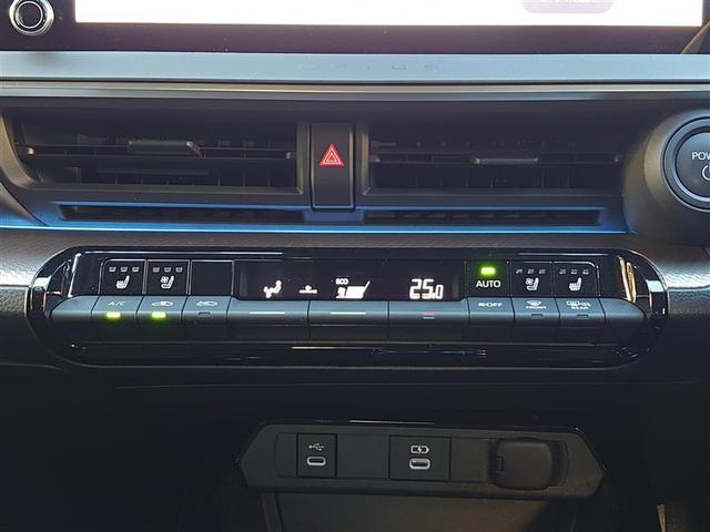 プリウス Ｚ　リアカメラ　プリクラッシュ　ＰＷシート　１オーナ　ＡＣ１００Ｖ電源　ＬＥＤランプ　オートクルーズ　アルミホイール　ドライブレコーダ　ＡＣ　運転席エアバッグ　横滑り防止装置　ＥＴＣ付　盗難防止システム（14枚目）