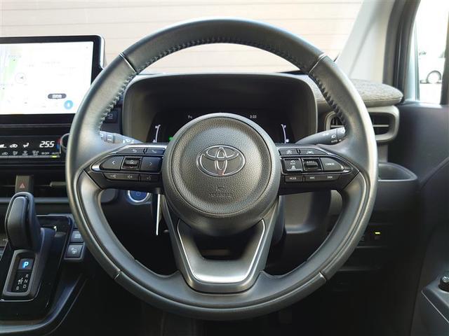 シエンタ ハイブリッドＺ　ＴＳＳ　ワンオーナ　エアバック　アルミ　キーレスエントリー　ナビＴＶ　イモビライザー　バックモニター　ＬＥＤヘッドライト　ＥＴＣ車載器　横滑り防止　スマートキー　オートエアコン　サイドエアバッグ（16枚目）