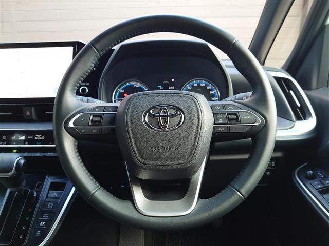 �h���C�o�[�Ɋ��Y�����K�ȑ���t�B�[���������炷�X�e�A�����O�ł��B