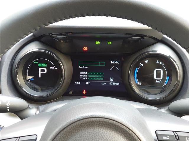 ヤリス ハイブリッドＺ　ＰＣＳ　ＡＷ　Ｂカメラ　アイドリングストップ車　ドラレコ付　ナビ付　ＬＥＤランプ　スマキー　ＥＴＣ付き　メディアプレイヤー接続　ＶＳＣ　パワステ　１オナ車　クルコン　カーテンエアバック　キーフリー（9枚目）