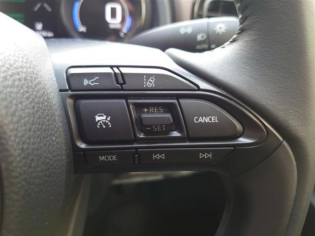 ヤリス ハイブリッドＺ　ＰＣＳ　ＡＷ　Ｂカメラ　アイドリングストップ車　ドラレコ付　ナビ付　ＬＥＤランプ　スマキー　ＥＴＣ付き　メディアプレイヤー接続　ＶＳＣ　パワステ　１オナ車　クルコン　カーテンエアバック　キーフリー（19枚目）