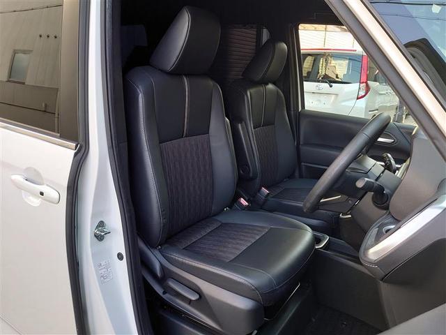 ノア ハイブリッドＳ－Ｚ　横滑り防止機能　エアバッグ　アイドリングストップ　オートクルーズコントロール　地デジ　両側自動ドア　ダブルエアコン　スマートエントリー　ＬＥＤランプ　バックモニター　メモリナビ　３列シート　ＥＴＣ付き（29枚目）