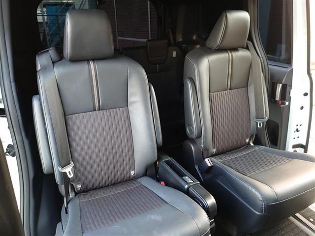 ノア ハイブリッドＳ－Ｚ　横滑り防止機能　エアバッグ　アイドリングストップ　オートクルーズコントロール　地デジ　両側自動ドア　ダブルエアコン　スマートエントリー　ＬＥＤランプ　バックモニター　メモリナビ　３列シート　ＥＴＣ付き（30枚目）