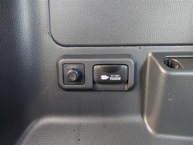 ノア ハイブリッドＳ－Ｚ　横滑り防止機能　エアバッグ　アイドリングストップ　オートクルーズコントロール　地デジ　両側自動ドア　ダブルエアコン　スマートエントリー　ＬＥＤランプ　バックモニター　メモリナビ　３列シート　ＥＴＣ付き（36枚目）