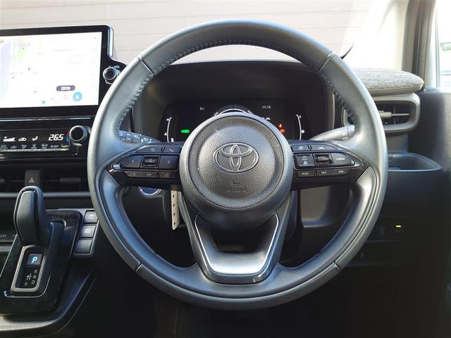 シエンタ ハイブリッドZ カーテンエアバック 地デジフルセグ アクティブクルーズコントロール AC100V給電機能 盗難防止システム 横滑り防止機能 ETC装備 TV・ナビ フルフラット LEDライト キーフリー エアコン(16枚目)