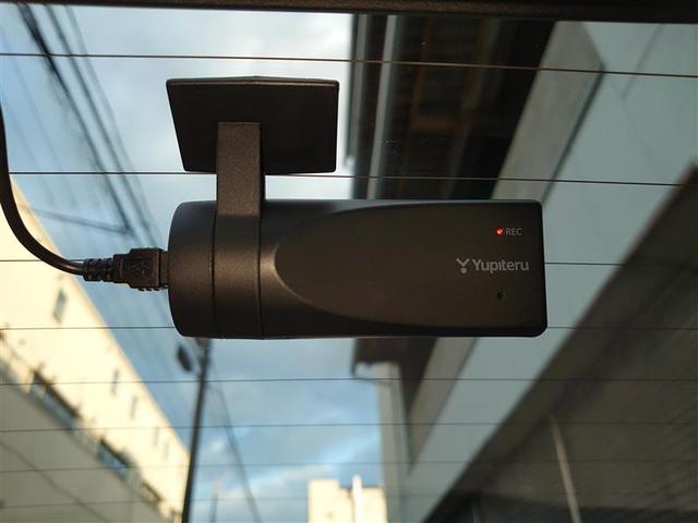 パッソ Ｘ　Ｌパッケージ　運転席エアバッグ　ワンオーナー車　ナビＴＶ　パワステ　ドライブレコーダー　スマートキー　横滑り防止　オートエアコン　メモリナビ　ＤＶＤ　キーレスエントリー　バックカメラ　ＥＴＣ　イモビライザー　ＡＢＳ（12枚目）