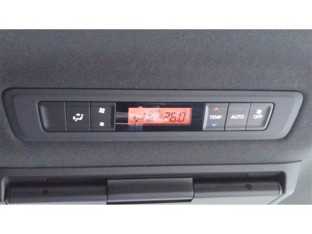 ��ȃI�[�g�G�A�R�������B�ʏ�͗₽�����i�N�[���[�j�����o�܂��񂪁A�I�[�g�G�A�R���Ȃ̂ŔM�������������Ǘ����āA������Ԃ����K��ԂւƃT�|�[�g���܂���