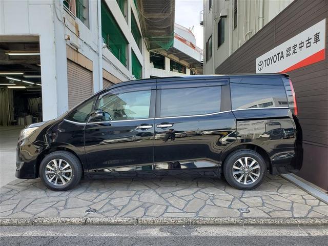 エスクァイア Ｇｉ　プレミアムパッケージ　ブラックテーラード　衝突軽減　盗難防止システム　フルフラット　３列　スマキー　ＤＶＤ再生　ＬＥＤライト　キーフリー　オートクルーズコントロール　アイドリングストップ　ドライブレコーダー　横滑り防止機能　エアバッグ　ＡＢＳ（3枚目）