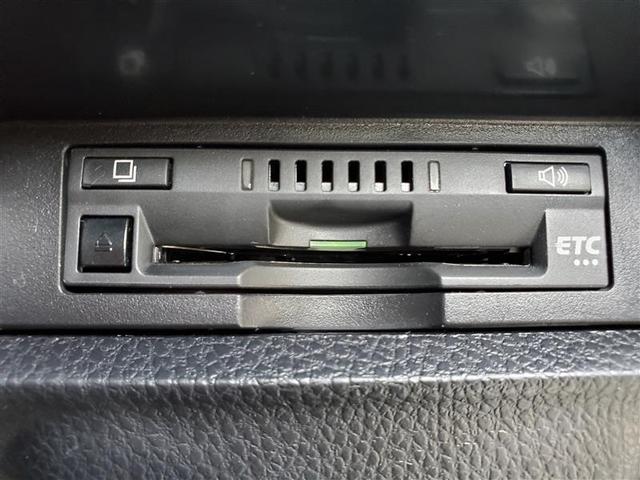 エスクァイア Ｇｉ　プレミアムパッケージ　ブラックテーラード　衝突軽減　盗難防止システム　フルフラット　３列　スマキー　ＤＶＤ再生　ＬＥＤライト　キーフリー　オートクルーズコントロール　アイドリングストップ　ドライブレコーダー　横滑り防止機能　エアバッグ　ＡＢＳ（10枚目）