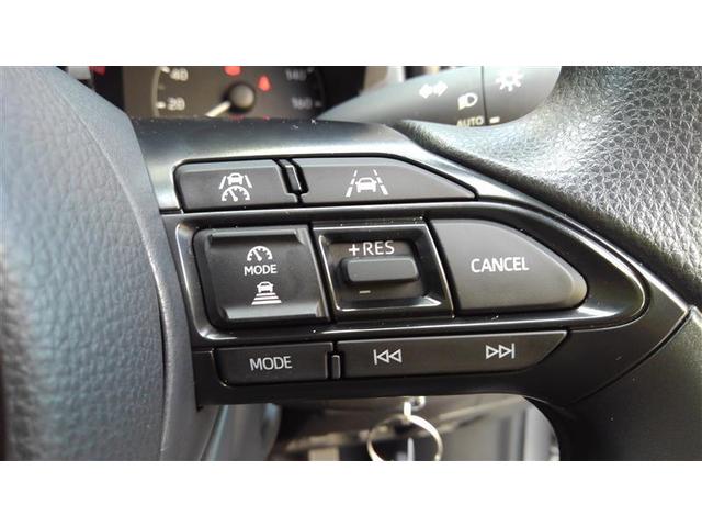 ヤリス ハイブリッドX パワーステアリング 助手席エアバッグ サイドエアバッグ ABS ESC エアコン 盗難防止システム オートクルーズコントロール 衝突被害軽減システム ETC ワンオーナー ミュージックプレイヤー接続可(14枚目)