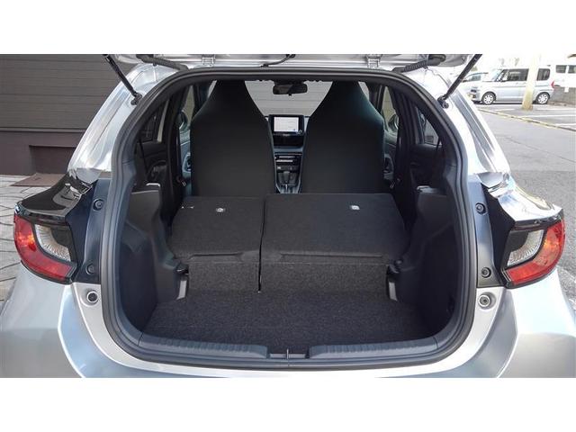 ヤリス ハイブリッドX パワーステアリング 助手席エアバッグ サイドエアバッグ ABS ESC エアコン 盗難防止システム オートクルーズコントロール 衝突被害軽減システム ETC ワンオーナー ミュージックプレイヤー接続可(25枚目)