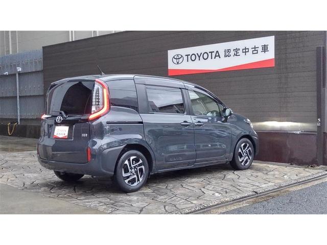 シエンタ ハイブリッドＺ　ＴＳＳ　ワンオーナ　フルフラットシート　エアバック　アルミ　キーレスエントリー　ナビＴＶ　イモビライザー　バックモニター　ＬＥＤヘッドライト　ＥＴＣ車載器　横滑り防止　スマートキー　オートエアコン（5枚目）