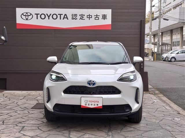 ヤリスクロス ハイブリッドZ スマートキ ワンオ-ナ- 衝突軽減ブレーキ Iストップ リヤカメラ LEDヘッドライ ESC クルーズC パワーステアリング アルミホイール ETC車載器 運転席パワーシート イモビ キーフリー(3枚目)