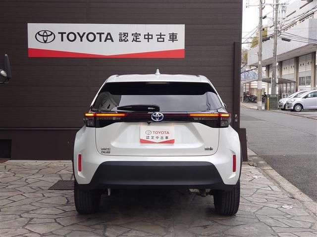 ヤリスクロス ハイブリッドZ スマートキ ワンオ-ナ- 衝突軽減ブレーキ Iストップ リヤカメラ LEDヘッドライ ESC クルーズC パワーステアリング アルミホイール ETC車載器 運転席パワーシート イモビ キーフリー(6枚目)