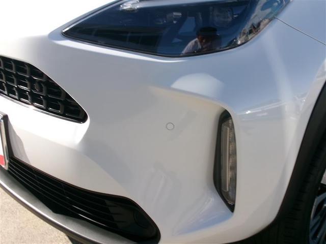 ヤリスクロス ハイブリッドＺ　トヨタ認定中古車　クルーズＣ　横滑防止装置　ＴＶ　リアカメラ　フルセグ地デジ　ＬＥＤライト　電動シート　ＡＷ　キーレス　ＤＶＤ再生　スマートキー　ＡＢＳ　４ＷＤ　ＥＴＣ　エアバッグ（16枚目）