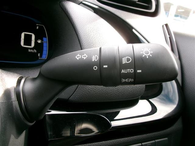 アクア Ｘ　トヨタ認定中古車　踏み間違い防止　１００Ｖ　点検記録簿　ＬＥＤヘッドライト　スマートキー　横滑り防止機能　キーレスエントリー　オートクルーズ　オートエアコン　元試乗車　ＥＴＣ　カーテンエアバッグ（29枚目）