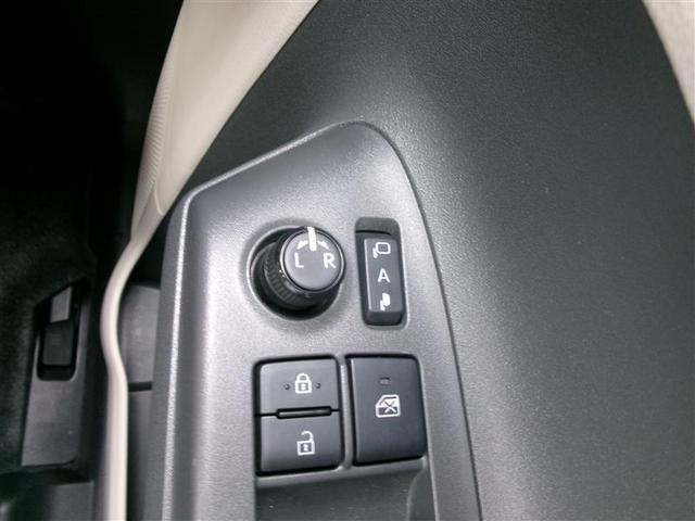 シエンタ ハイブリッドＺ　トヨタ認定中古車　ＴＳＳ　キーレスエントリー　ナビＴＶ　整備記録簿　バックモニター　ＬＥＤヘッドライト　ＥＴＣ車載器　横滑り防止　スマートキー　オートエアコン　サイドエアバッグ　３列シート　ＡＢＳ（32枚目）
