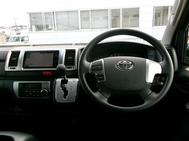 ハイエースバン ロングスーパーGL トヨタ認定中古車 パワーウィンドゥ オ-トエアコン ETC パワステ キ-レス 4WD SDナビ バックモニター 運転席エアバック ABS アルミホイール スマートキープッシュスタート フルセグテレビ(4枚目)