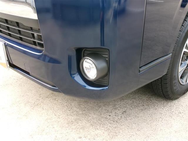 ハイエースバン ロングスーパーGL トヨタ認定中古車 パワーウィンドゥ オ-トエアコン ETC パワステ キ-レス 4WD SDナビ バックモニター 運転席エアバック ABS アルミホイール スマートキープッシュスタート フルセグテレビ(17枚目)