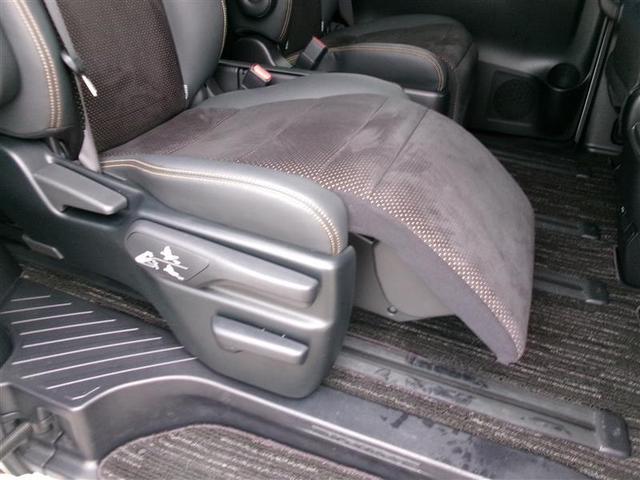 アルファード ２．５Ｓ　タイプゴールド　トヨタ認定中古車　バックモニタ－　ＬＥＤランプ　ナビ　リアオートエアコン　エアコン　横滑防止装置　エアロ　アルミ　パワーウィンドウ　ＡＢＳ　キーレス　３列シート　ＤＡナビ　エアバッグ（12枚目）