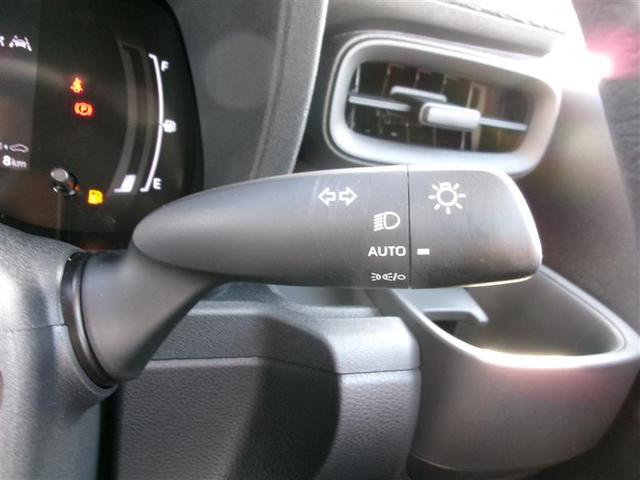 �I�[�g�w�b�h���C�g�́A���̖͂��邳�ɉ����ă��C�g�̃I���E�I�t�������ōs�Ȃ��܂��B�[��ꎞ��g���l���ȂǂŖ𗧂��܂��ˁB