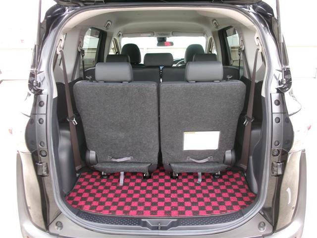 シエンタ Ｇ　クエロ　トヨタ認定中古車　軽減ブレーキ　両側自動ドア　Ｉストップ　後カメラ　デュアルエアバック　パワーウィンドウ　フルオートエアコン　ＤＶＤ再生可　ＬＥＤヘッド　ナビ＆ＴＶ　スマキー　ＶＳＣ　３列　キーレス（10枚目）