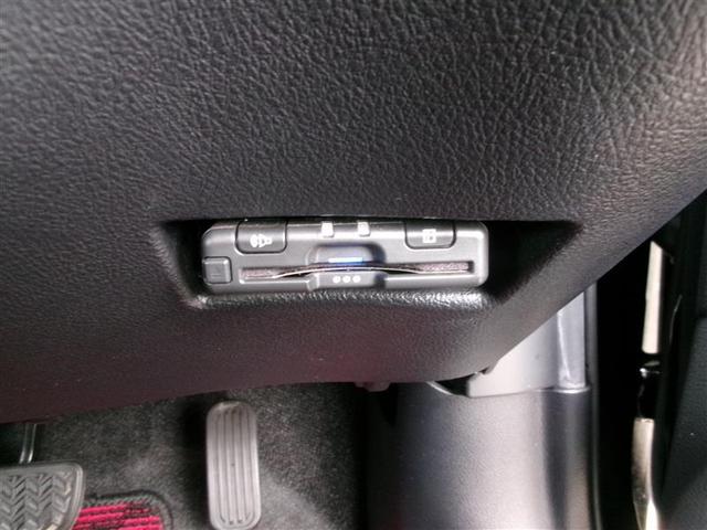 シエンタ Ｇ　クエロ　トヨタ認定中古車　軽減ブレーキ　両側自動ドア　Ｉストップ　後カメラ　デュアルエアバック　パワーウィンドウ　フルオートエアコン　ＤＶＤ再生可　ＬＥＤヘッド　ナビ＆ＴＶ　スマキー　ＶＳＣ　３列　キーレス（19枚目）