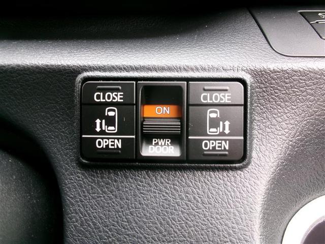 シエンタ Ｇ　クエロ　トヨタ認定中古車　軽減ブレーキ　両側自動ドア　Ｉストップ　後カメラ　デュアルエアバック　パワーウィンドウ　フルオートエアコン　ＤＶＤ再生可　ＬＥＤヘッド　ナビ＆ＴＶ　スマキー　ＶＳＣ　３列　キーレス（20枚目）