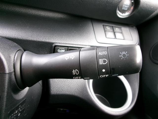 シエンタ Ｇ　クエロ　トヨタ認定中古車　軽減ブレーキ　両側自動ドア　Ｉストップ　後カメラ　デュアルエアバック　パワーウィンドウ　フルオートエアコン　ＤＶＤ再生可　ＬＥＤヘッド　ナビ＆ＴＶ　スマキー　ＶＳＣ　３列　キーレス（23枚目）