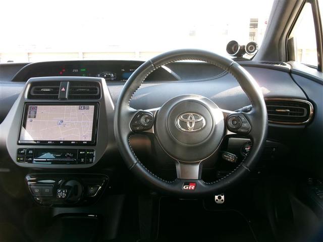 プリウスＰＨＶ Ｓ　ＧＲスポーツ　トヨタ認定中古車　ドラレコ　クルーズコントロール　ＤＶＤ再生　サイドエアバッグ　ＳＤナビ　フルセグＴＶ　地デジ　ＥＴＣ　ＬＥＤヘッドライト　オ－トエアコン　横滑り防止装置　キーレス　アルミホイール（4枚目）