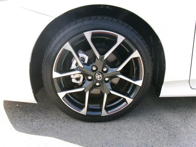 プリウスＰＨＶ Ｓ　ＧＲスポーツ　トヨタ認定中古車　ドラレコ　クルーズコントロール　ＤＶＤ再生　サイドエアバッグ　ＳＤナビ　フルセグＴＶ　地デジ　ＥＴＣ　ＬＥＤヘッドライト　オ－トエアコン　横滑り防止装置　キーレス　アルミホイール（12枚目）