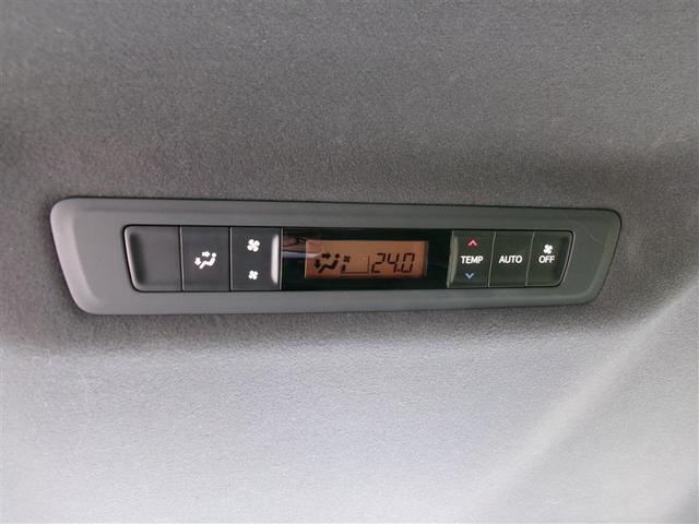 ヴォクシー ＺＳ　煌ＩＩＩ　トヨタ認定中古車　プリクラッシュ　スマートキ　アイスト　ＤＶＤ再生機能　横滑り防止装置　ナビＴＶ　アルミ　三列シート　ＷＡＣ　オートエアコン　キーレス　ＥＴＣ装備　メモリーナビ　クルコン　ＡＢＳ（8枚目）