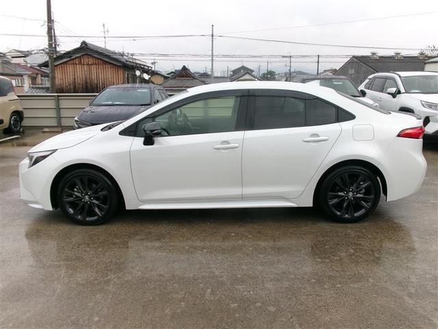 カローラ ハイブリッド　ダブルバイビー　トヨタ認定中古車　点検記録簿　バックモニター　インテリジェントクリアランスソナー　フルセグＴＶ　メモリーナビ　クルコン　ＥＴＣ　ＬＥＤヘッドランプ　ナビ＆ＴＶ　ドラレコ　キーレス　アルミホイール（2枚目）