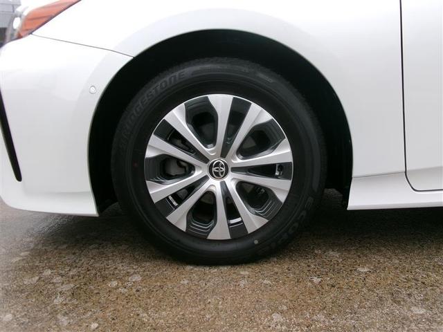 プリウス Ａ　トヨタ認定中古車　ＡＣ１００Ｖ　衝突軽減ブレーキシステム　Ｂモニタ　記録簿有　ＬＥＤヘッド　クルーズコントロール　スマートキー　Ｐシート　ＥＴＣ　アルミホイル　オートエアコン　ＳＲＳ　ＡＢＳ　ＶＳＣ（14枚目）