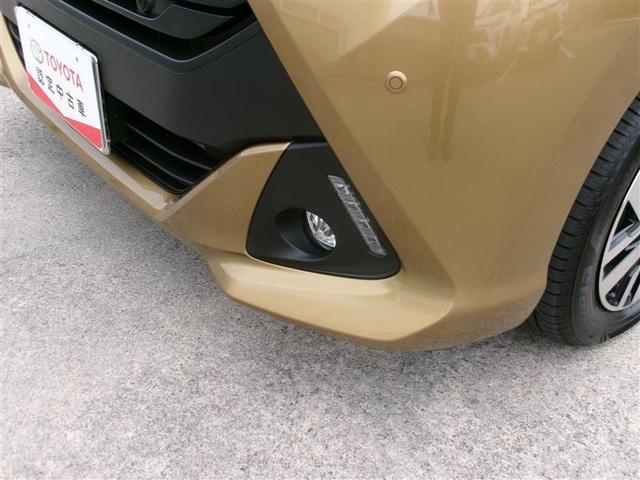 フロントフォグランプは、霧が発生して視界不良の時はもちろん、降雪時や雨天時の視界確保にも役立ちます。真っ暗な夜の山道などでも効果を発揮します。