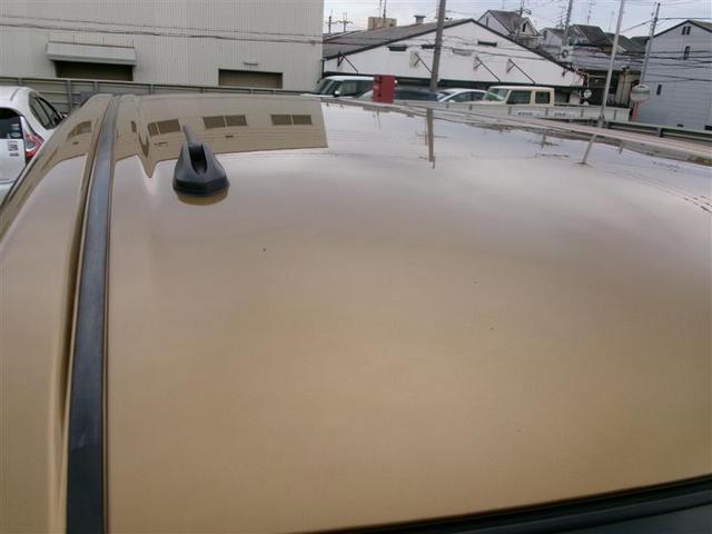 ルーフは目立つキズやへこみなどはない状態です。