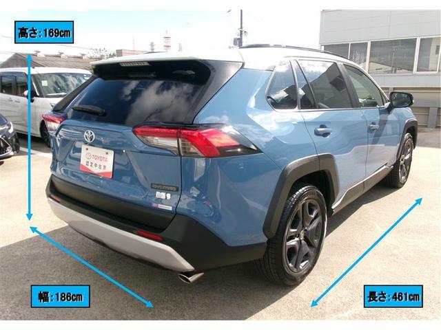 RAV4 ハイブリッドアドベンチャー トヨタ認定中古車 LEDヘッドライト エアバッグ ABS 衝突軽減システム クルーズコントロール アルミホイール 横滑り防止 記録簿 キーレス ナビ ドライブレコーダー スマートキー Pシート(3枚目)