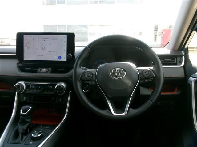 RAV4 ハイブリッドアドベンチャー トヨタ認定中古車 LEDヘッドライト エアバッグ ABS 衝突軽減システム クルーズコントロール アルミホイール 横滑り防止 記録簿 キーレス ナビ ドライブレコーダー スマートキー Pシート(4枚目)