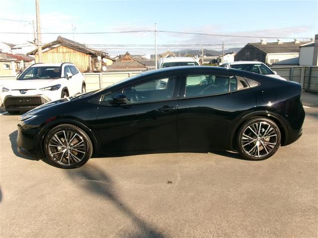 プリウス Ｚ　トヨタ認定中古車　リアカメラ　プリクラッシュ　ＰＷシート　コネクティッドナビ　ＡＣ１００Ｖ電源　ＬＥＤランプ　ナビ・ＴＶ　オートクルーズ　アルミホイール　ドライブレコーダ　横滑り防止装置　ＥＴＣ付（2枚目）