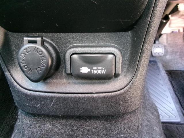 シエンタ ハイブリッドＺ　トヨタ認定中古車　ＴＳＳ　エアバック　アルミ　キーレスエントリー　ナビＴＶ　バックモニター　ＬＥＤヘッドライト　ＥＴＣ車載器　横滑り防止　スマートキー　オートエアコン　サイドエアバッグ　ＡＢＳ（29枚目）