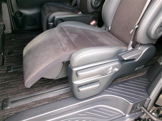 アルファード ２．５Ｓ　タイプゴールドＩＩ　トヨタ認定中古車　ＬＥＤランプ　Ｂカメラ　スマートキ　フルセグＴＶ　ダブルエアコン　助手席エアバッグ　ＥＴＣ　ＤＶＤ　オートクルーズ　３列シート　ミュージックプレイヤー接続可　メモリーナビ　エアバッグ（11枚目）