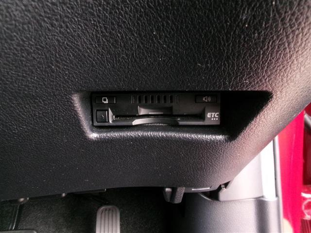 シエンタ ファンベースＧ　トヨタ認定中古車　バックモニタ－　ＤＶＤ再生可　パワステ　ＬＥＤライト　地デジＴＶ　デュアルエアバッグ　横滑り防止装置　エアバッグ　オートエアコン　パワーウィンドウ　ＡＢＳ　スマートキー　ＥＴＣ（22枚目）