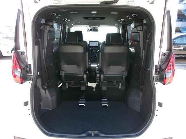 ノア ハイブリッドＳ－Ｚ　トヨタ認定中古車　スマートキ　助手席エアバッグ　クルコン　ＥＴＣ車載器　ＤＶＤ　ＬＥＤライト　メモリーナビ　パワステ　３列シート　Ｗエアコン　エアコン　横滑防止装置　ナビ＆ＴＶ　アルミホイール（12枚目）