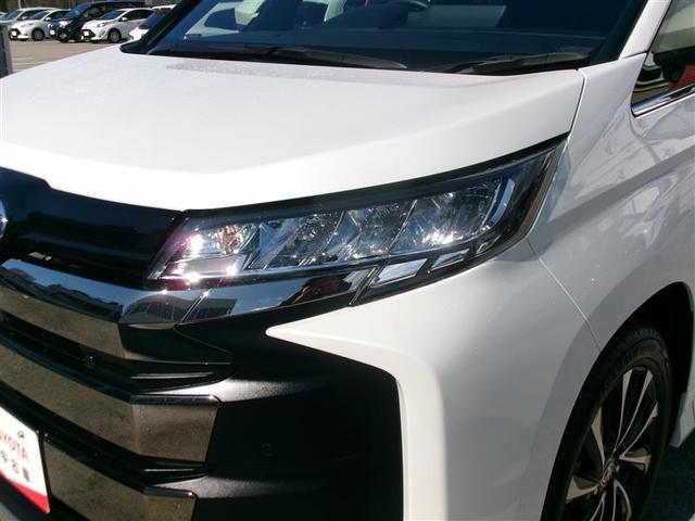 ノア ハイブリッドＳ－Ｚ　トヨタ認定中古車　スマートキ　助手席エアバッグ　クルコン　ＥＴＣ車載器　ＤＶＤ　ＬＥＤライト　メモリーナビ　パワステ　３列シート　Ｗエアコン　エアコン　横滑防止装置　ナビ＆ＴＶ　アルミホイール（15枚目）