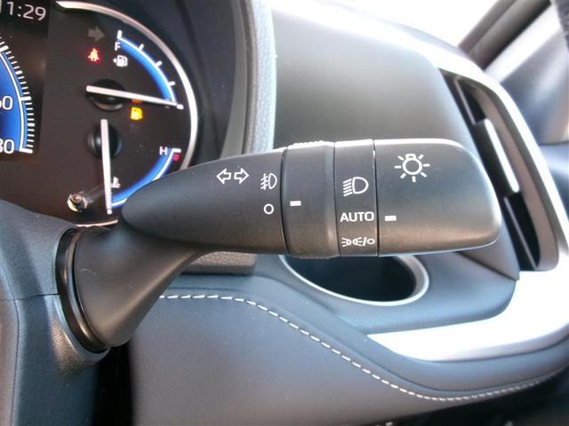 ノア ハイブリッドＳ－Ｚ　トヨタ認定中古車　スマートキ　助手席エアバッグ　クルコン　ＥＴＣ車載器　ＤＶＤ　ＬＥＤライト　メモリーナビ　パワステ　３列シート　Ｗエアコン　エアコン　横滑防止装置　ナビ＆ＴＶ　アルミホイール（28枚目）