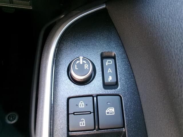 ノア ハイブリッドＳ－Ｚ　トヨタ認定中古車　スマートキ　助手席エアバッグ　クルコン　ＥＴＣ車載器　ＤＶＤ　ＬＥＤライト　メモリーナビ　パワステ　３列シート　Ｗエアコン　エアコン　横滑防止装置　ナビ＆ＴＶ　アルミホイール（36枚目）