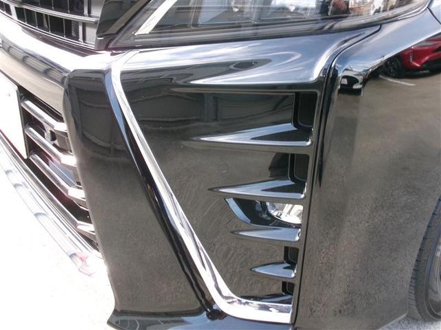 ヴォクシー ＺＳ　煌ＩＩＩ　トヨタ認定中古車　バックガイドモニタ　両側Ｐドア　ＡＷ　ＬＥＤライト　リアオートエアコン　スマートキープッシュスタート　ＤＶＤ再生可　ＥＴＣ装備　キーレス　オートエアコン　三列シート　ナビＴＶ（19枚目）