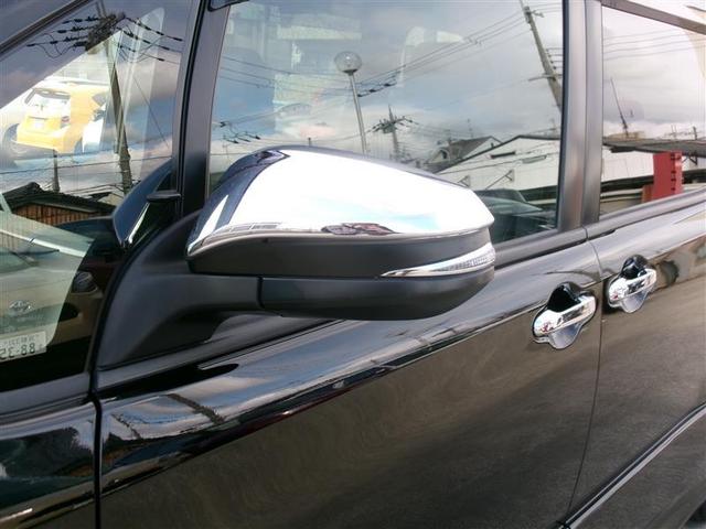 ヴォクシー ＺＳ　煌ＩＩＩ　トヨタ認定中古車　バックガイドモニタ　両側Ｐドア　ＡＷ　ＬＥＤライト　リアオートエアコン　スマートキープッシュスタート　ＤＶＤ再生可　ＥＴＣ装備　キーレス　オートエアコン　三列シート　ナビＴＶ（20枚目）