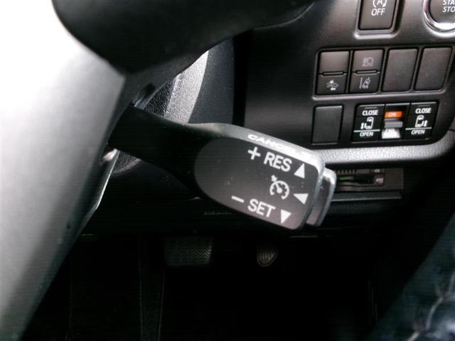 ヴォクシー ＺＳ　煌ＩＩＩ　トヨタ認定中古車　バックガイドモニタ　両側Ｐドア　ＡＷ　ＬＥＤライト　リアオートエアコン　スマートキープッシュスタート　ＤＶＤ再生可　ＥＴＣ装備　キーレス　オートエアコン　三列シート　ナビＴＶ（29枚目）