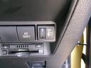 Ｘ　トヨタ認定中古車　踏み間違い防止　１００Ｖ　点検記録簿　ＬＥＤヘッドライト　スマートキー　横滑り防止機能　キーレスエントリー　オートクルーズ　オートエアコン　元試乗車　ＥＴＣ　カーテンエアバッグ（32枚目）